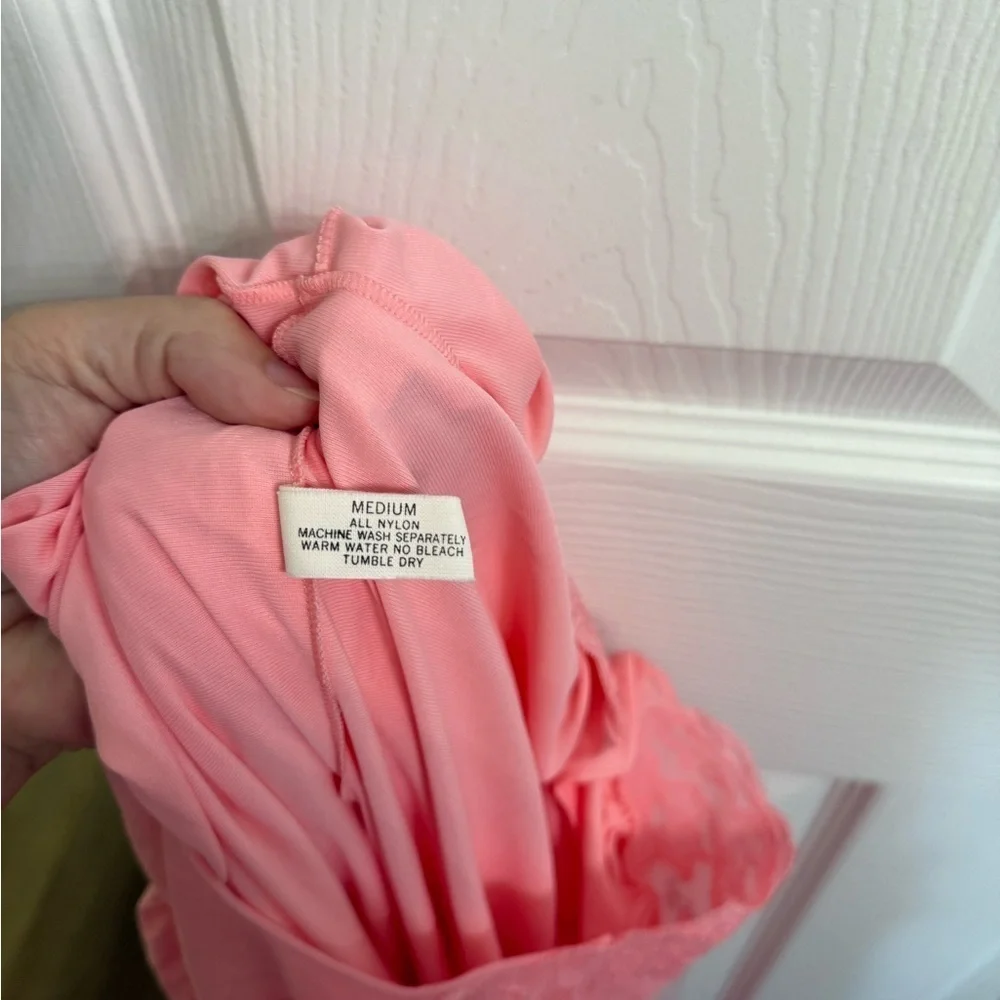 Vintage Shadowline button up dressing gown medium pink nylon embroidered lace